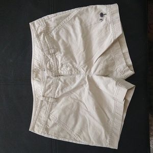 Columbia shorts NWOT
